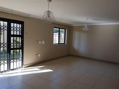 2 Bedroom Apartment in Houghton Estate