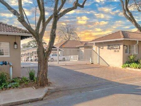 2 Bedroom Apartment in Houghton Estate