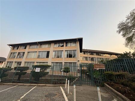 2 Bedroom Apartment in Bordeaux