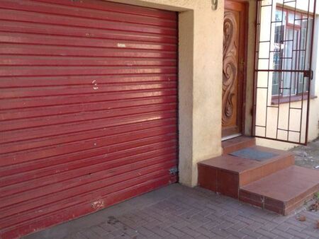 2 Bedroom House in Turffontein