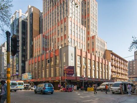 Studio apartment in Johannesburg Central