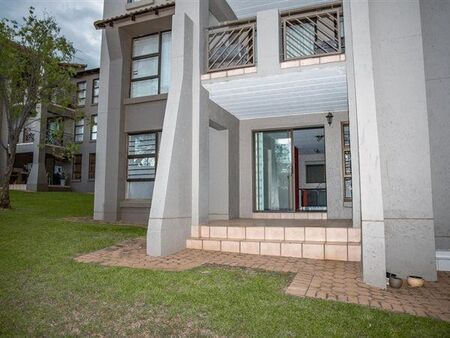2 Bedroom Apartment in Fourways
