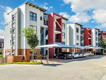 2 Bedroom Apartment in Fourways