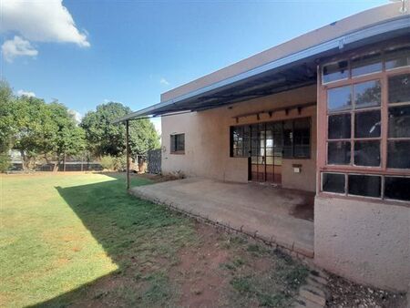 2 Bedroom Flat in Drumblade Ah