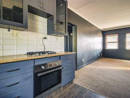 2 Bedroom House in Glen Marais