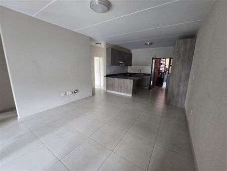 3 Bedroom Apartment in Bartlett