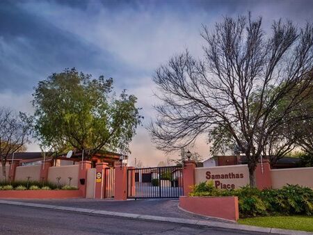 3 Bedroom Simplex in The Reeds