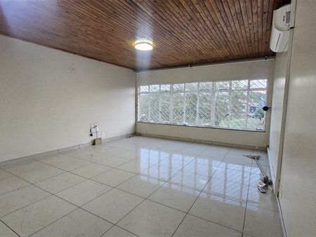 4 Bedroom Flat in Laudium