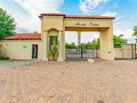 3 Bedroom Townhouse in Vaalpark