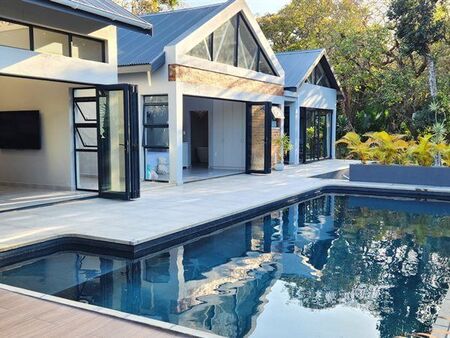 4 Bedroom House in Southbroom