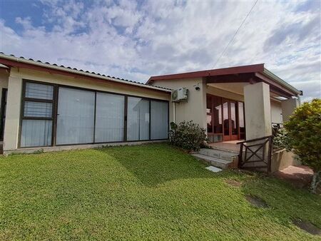 3 Bedroom Apartment in Shelly Beach