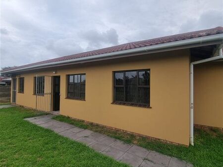 1 Bedroom Flat in Birdswood