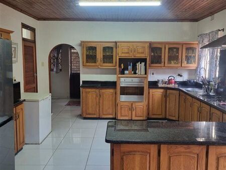 4 Bedroom House in Panorama