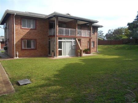 2 Bedroom Simplex in Hatton Estate