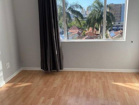 2.5 Bedroom Flat in Morningside