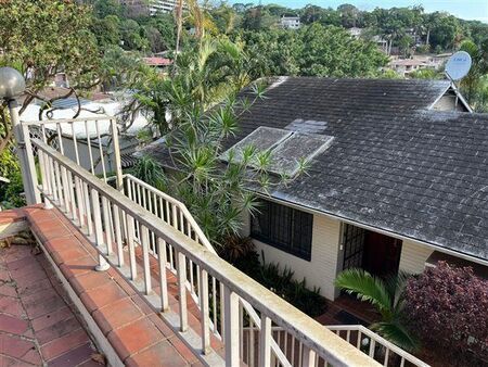 4 Bedroom House in Manor Gardens