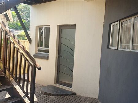 Studio apartment in Bluff