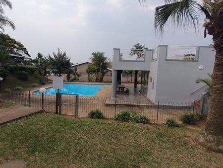 2 Bedroom Apartment in Amanzimtoti