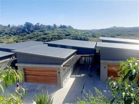 3 Bedroom Townhouse in Palm Lakes Estate