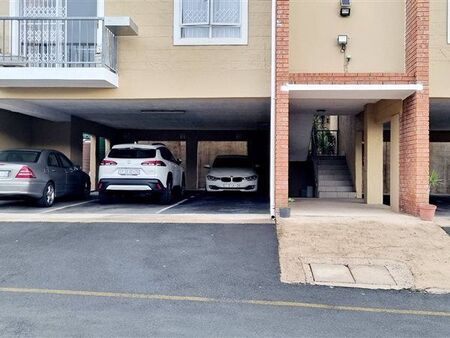 3 Bedroom Apartment in Oaklands