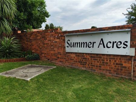 3 Bedroom House in Weltevreden Park