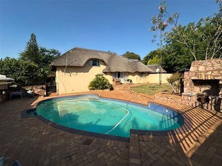 3 Bedroom House in Kloofendal