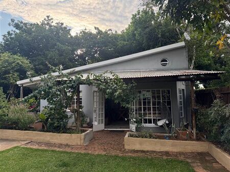 2 Bedroom House in Groenkloof