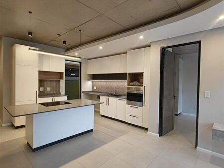 2 Bedroom Apartment in Menlo Park