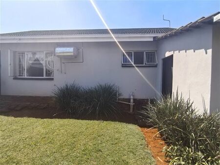 1 Bedroom House in Lynnwood