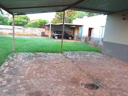 3 Bedroom House in Chantelle