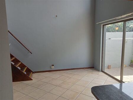 1 Bedroom Townhouse in Pretoria North