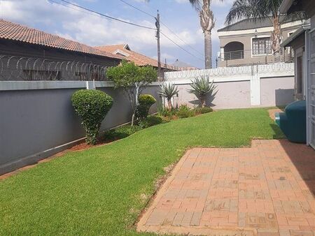 3 Bedroom House in Doornpoort