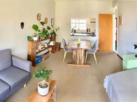 1 Bedroom Apartment in Wynberg