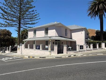 3 Bedroom House in Wynberg Upper