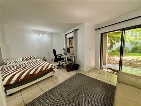 Bachelor apartment in Rondebosch