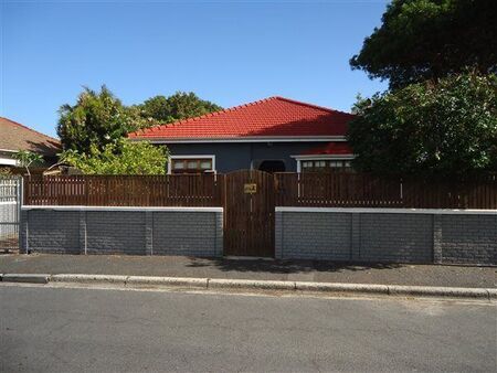 3 Bedroom House in Plumstead