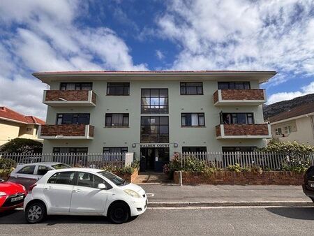 1 Bedroom Apartment in Fish Hoek