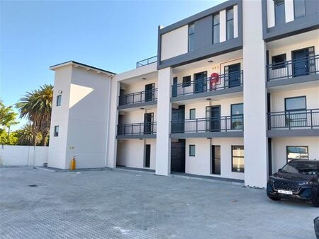 2 Bedroom Apartment in Parow North