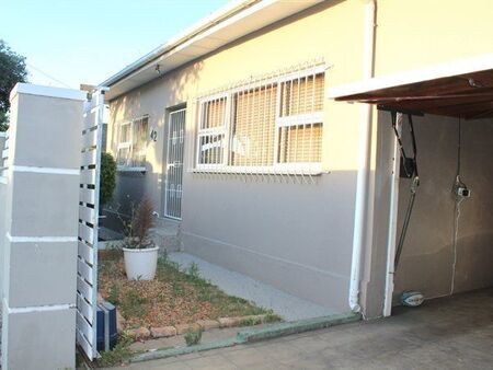 5 Bedroom House in Townsend Estate