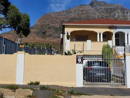 2 Bedroom House in Woodstock