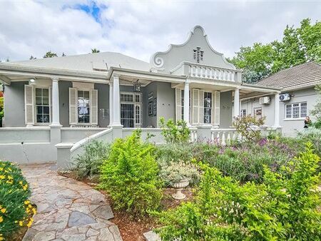 2 Bedroom House in Wellington Central