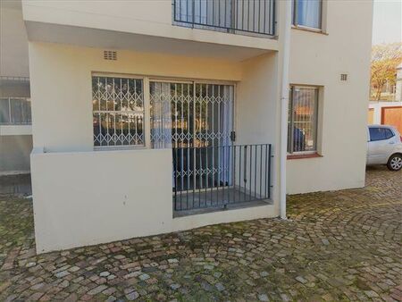 1 Bedroom Apartment in Dennesig