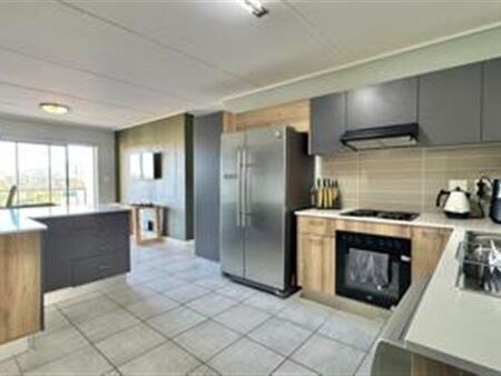 2 Bedroom Apartment in Mountainside