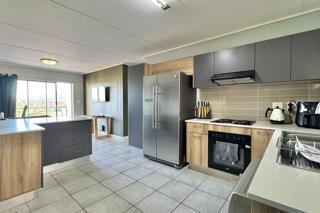 2 Bedroom Apartment in Mountainside