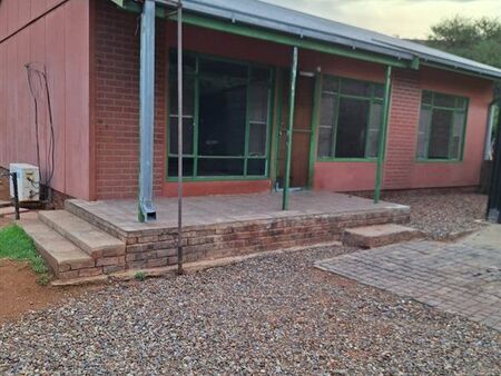3 Bedroom House in Olifantshoek