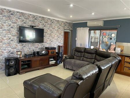 3 Bedroom Townhouse in Kathu
