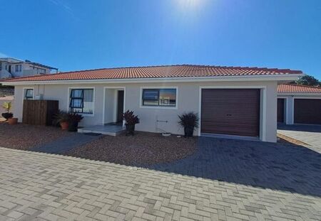3 Bedroom house to rent in Santareme, St Francis Bay