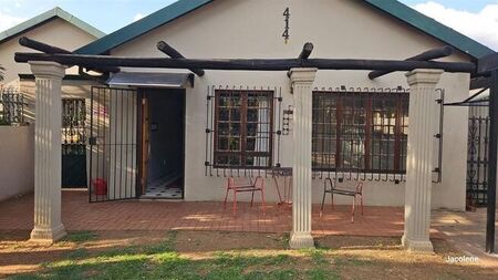 1 Bedroom flat to rent in Sinoville, Pretoria