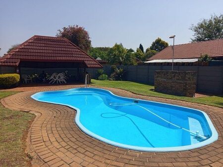 3 Bedroom Townhouse in Doornpoort