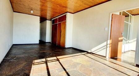 2.5 Bedroom Apartment in Gezina